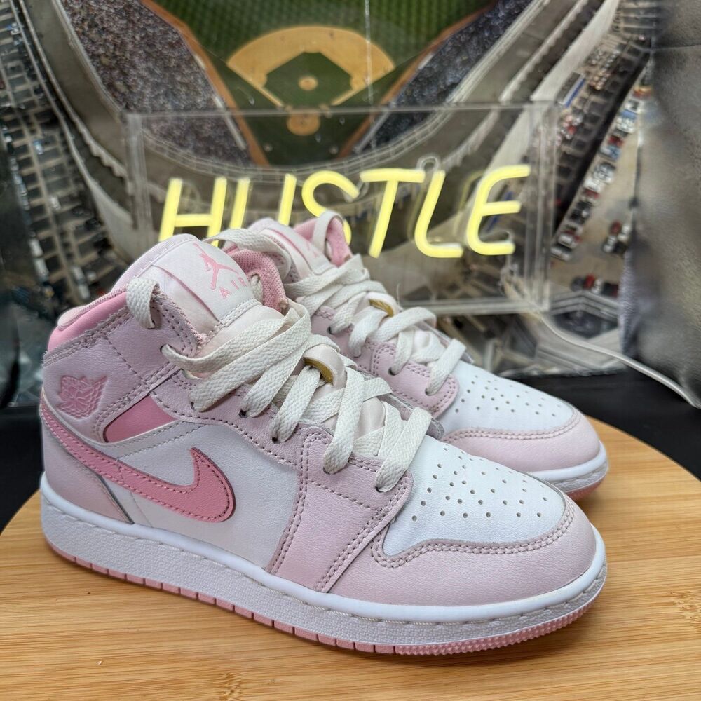Jordan 1 Mid Pearl Pink White Valentines Day (GS) Youth Size 3.5